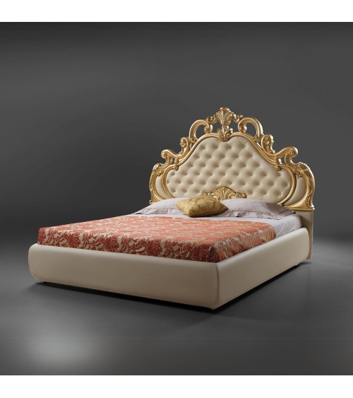 Letto matrimoniale imbottito Aleksandra in stile barocco con contenitore in ecopelle in crema inserti in oro e pietre cristallo