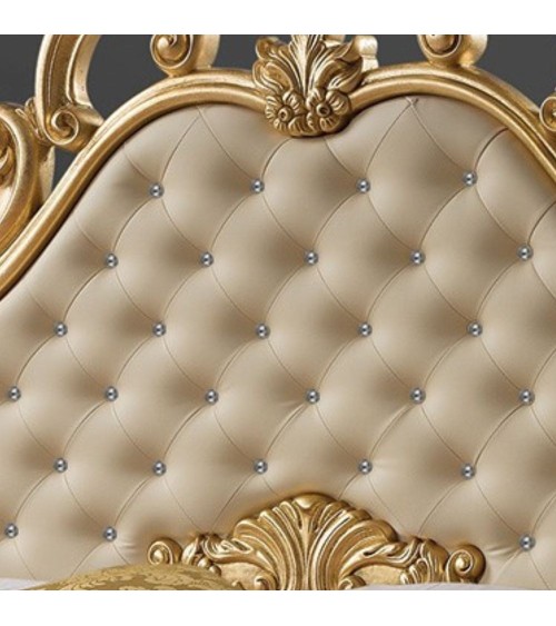 Letto matrimoniale imbottito Aleksandra in stile barocco con contenitore in ecopelle in crema inserti in oro e pietre cristallo