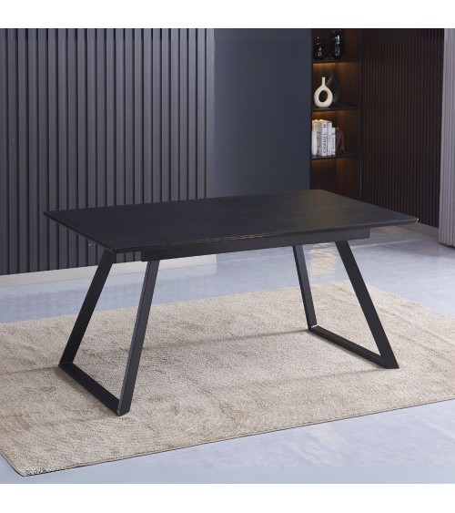 Tavolo allungabile Shelton con piano impiallacciato legno massiccio tinto nero e gambe in metallo nero