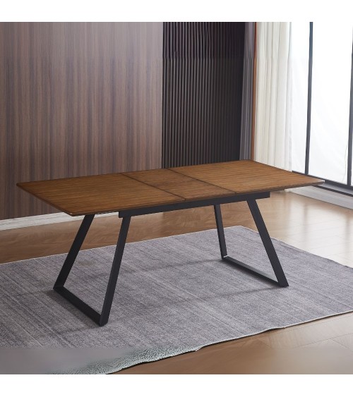 Tavolo allungabile Shelton con piano impiallacciato legno massiccio tinto rovere scuro e gambe in metallo nero