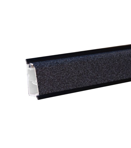Alzatina triangolare in pvc rivestita in carta colore nero selenio