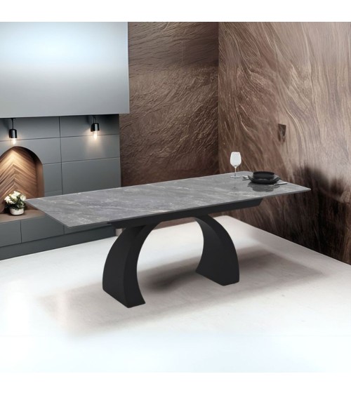 Tavolo allungabile Libra con piano in ceramica effetto marmo grigio e gambe nere