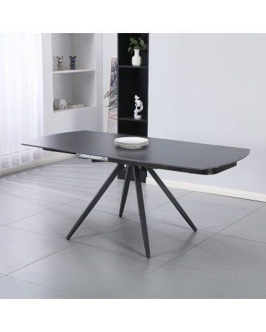 Tavolo girevole allungabile Kitti con piano in ceramica nero opaco e gambe in metallo nero