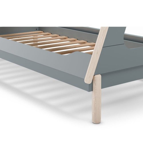 Letto a capanna Nora in legno massiccio colore verde petrolio e bianco