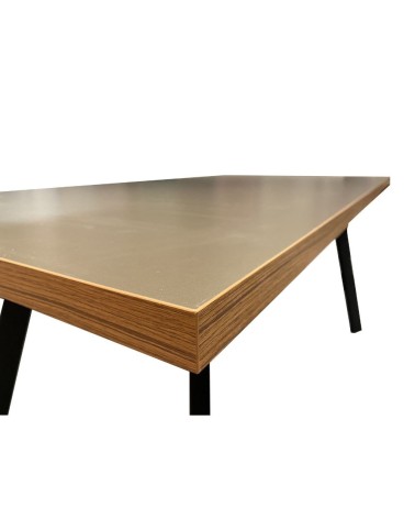 Tavolo fisso Marburg 160x80 con piano cacao e bordo legno e struttura in acciaio antracite
