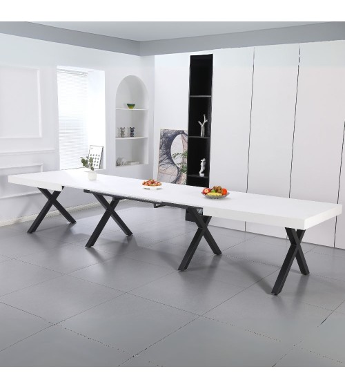 Tavolo allungabile Dava con piano colore bianco opaco e gambe in metallo nero
