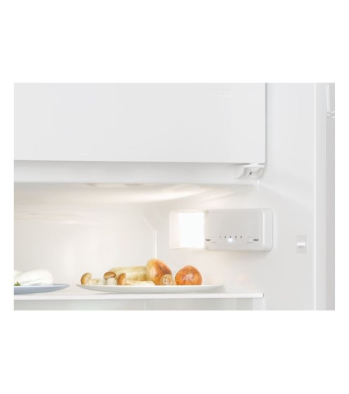 Frigorifero sottotavolo Candy CM4SE68W monoporta statico incasso 96 lt classe E