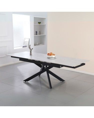 Tavolo allungabile Trivia con piano in ceramica effetto larice e gambe in metallo nero