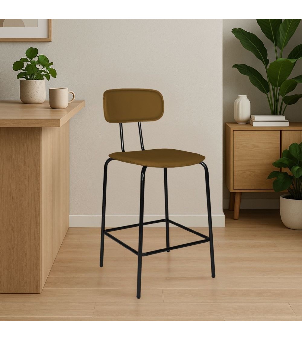 Sgabello Glami in pvc effetto cuoio brown con struttura in metallo nera