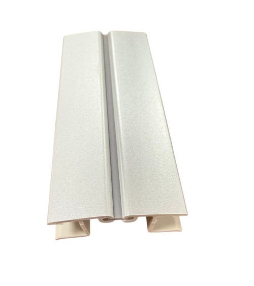 Profilo angolare in PVC PBDA-10 rivestito in alluminio