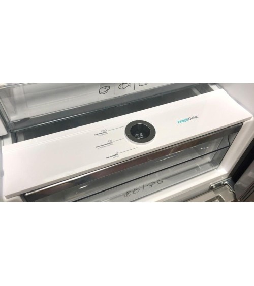 Frigorifero combinato Sharp SJNBA31IEBGD 331 lt No Frost con estetica glass nero classe D