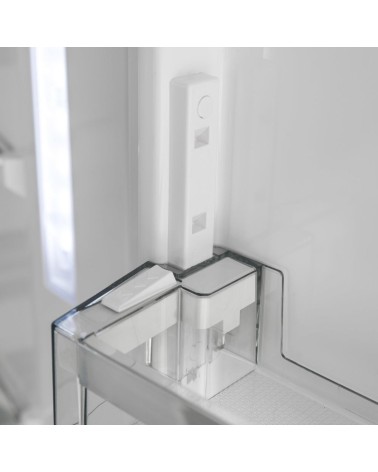 Frigorifero combinato Sharp SJNBA31IEBGD 331 lt No Frost con estetica glass nero classe D