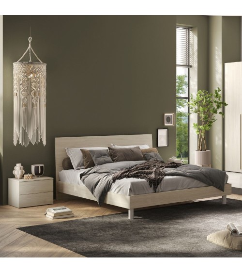 Camera da letto Corinna con armadio 6 ante battenti e letto in legno colore olmo