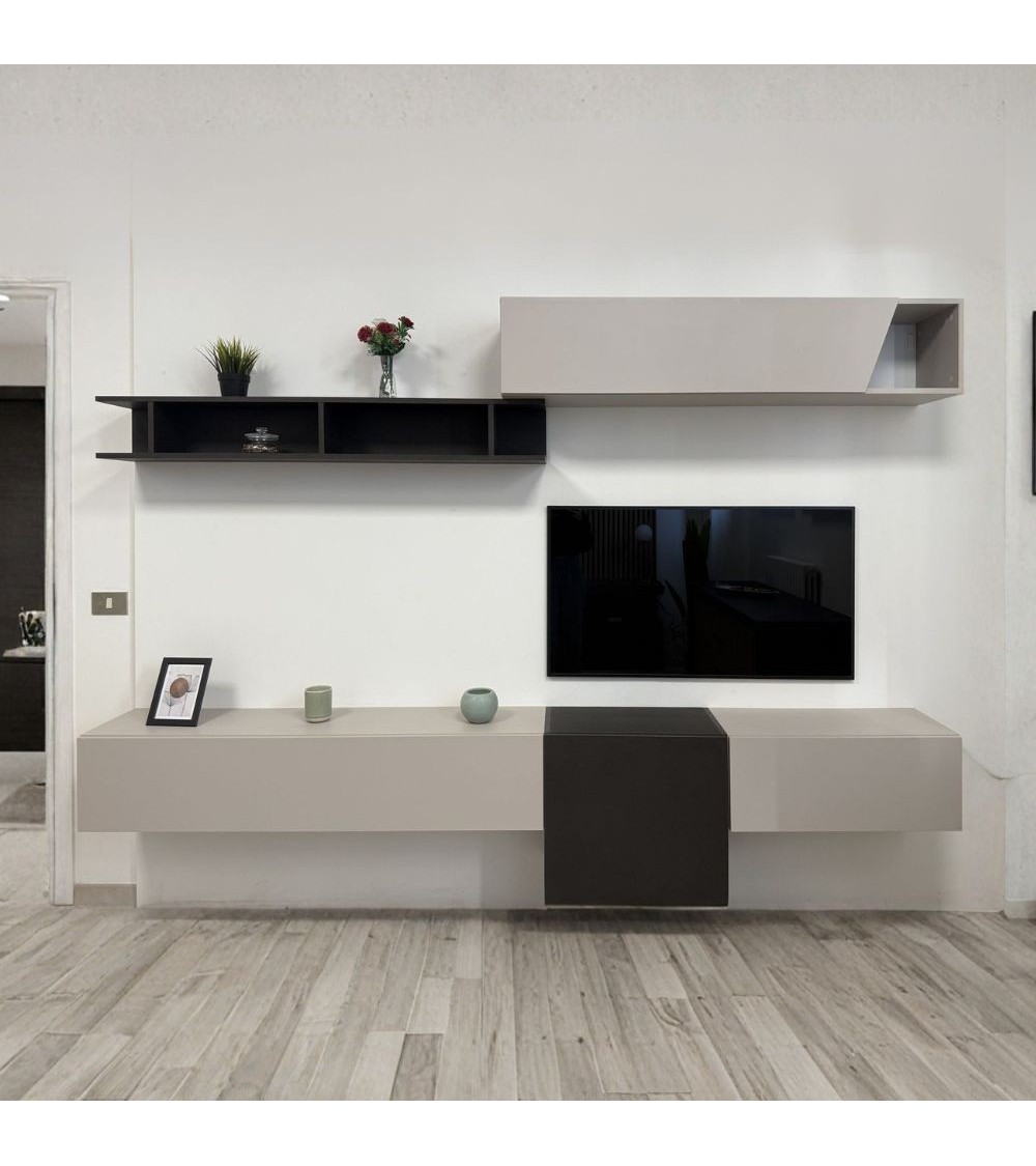 Parete attrezzata Glamour sospesa in cashmere e lava 262x30x200H cm.