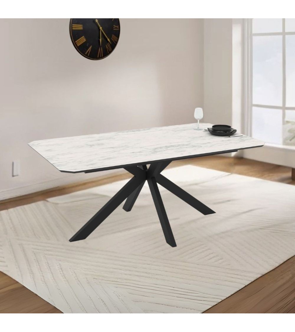 Tavolo fisso Opera con piano effetto marmo bianco opaco e struttura in metallo nero