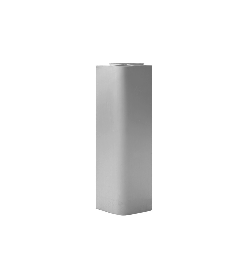 Angolare per zoccolo 90° R12 in pvc colore alluminio satinato H 9.7 cm.