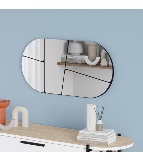 Specchio da parete Otis con design astratto base nera