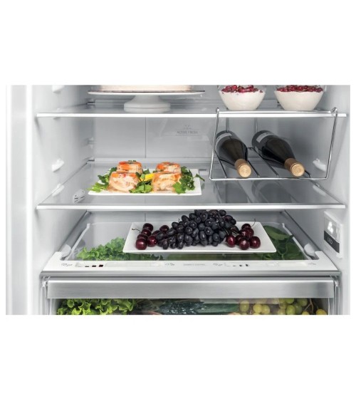 Hotpoint Ariston Frigorifero combinato no frost HA70BE72X inox ottico classe E