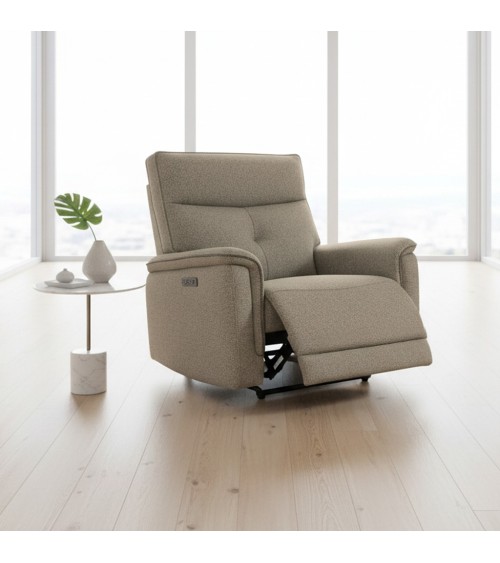 Set divani Elysio 2 e 3 posti e poltrona con recliner elettrici in tessuto G093 sabbia