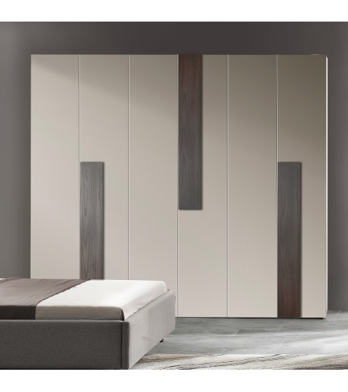 Camera da letto Kendra con letto contenitore imbottito e armadio 6 ante battenti colore tortora noce