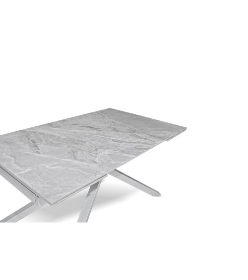 Tavolo allungabile Nefti con top in ceramica colore grigio chiaro italiano lucido con gambe argento