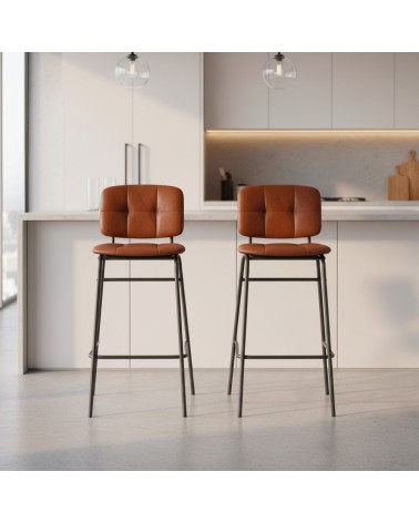 Sgabello Ross in ecopelle color mattone con gambe nere