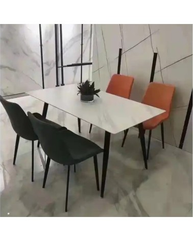 Tavolo Brot 120x70x75 cm con piano bianco lucido e gambe nere