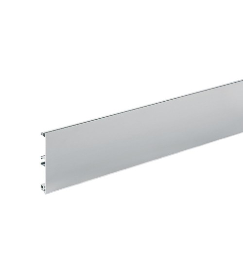 Zoccolo in alluminio finitura lucida H 15 cm 4 m